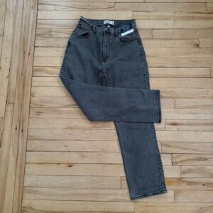 Abercrombie & Fitch "The Ankle Straight Ultra High Rise - Curve Love", 27R